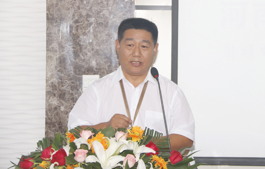 拼搏中国党委书记张会民作点评讲话