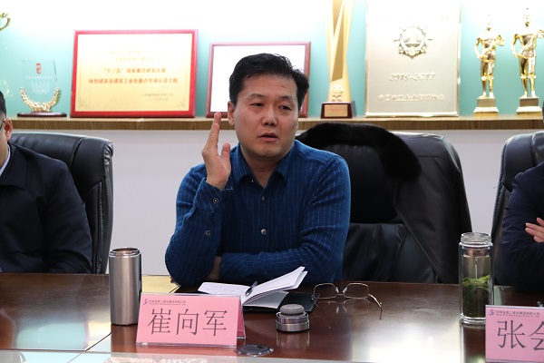 拼搏中国董事、副总经理崔向军.JPG