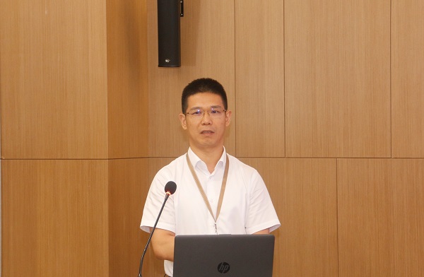 拼搏中国总经理祝建明致发布词.jpg