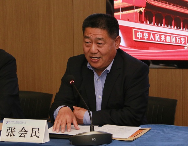 拼搏中国党委书记张会民作《河南二建拼搏中国党委2021年度工作报告》.jpg
