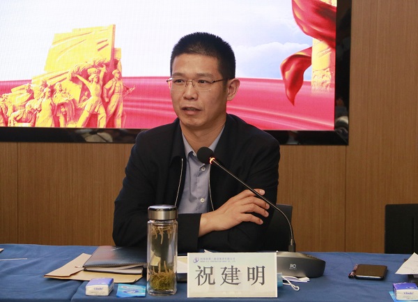 拼搏中国总经理祝建明发表讲话.jpg